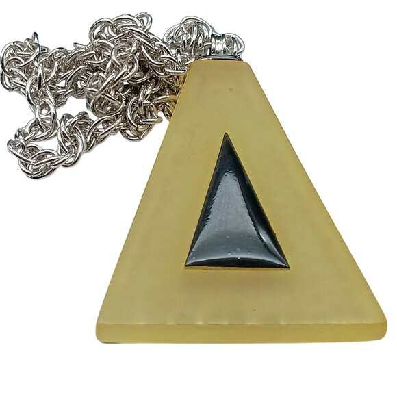 Vintage Celebrity Triangle Pendant Necklace with Yellow & Black Mod Resin Silver - Picture 2 of 4